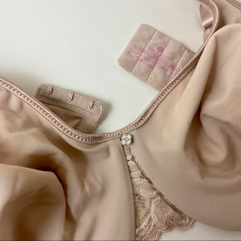 NWOT Breezies 38D Underwire Bra